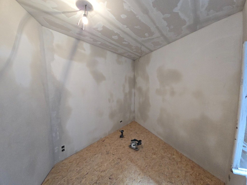 Plâtrage et enduits de lissage des murs à Bruxelles